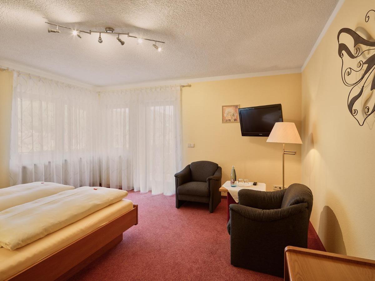אוברוולפאך Hotel Garni Cafe Schacher מראה חיצוני תמונה